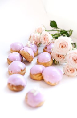 Güllü Mini profiterol