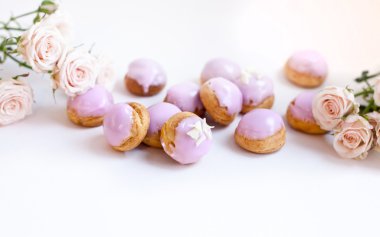 Güllü Mini profiterol