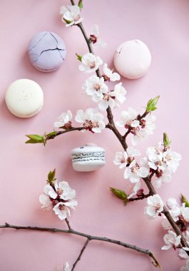 macarons şeftali çiçeği ile 