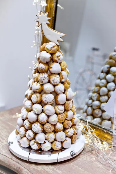 Christmas sweet table  with Crockenbush — Stock Photo, Image