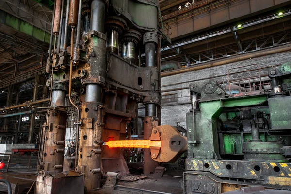 Equipment for pressing hot metal — Stock Photo, Image