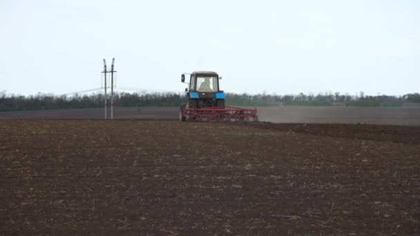 Trator Arado Campo Fazenda — Vídeo de Stock