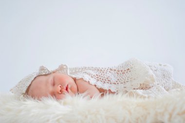 küçük bebek tatlı uyku