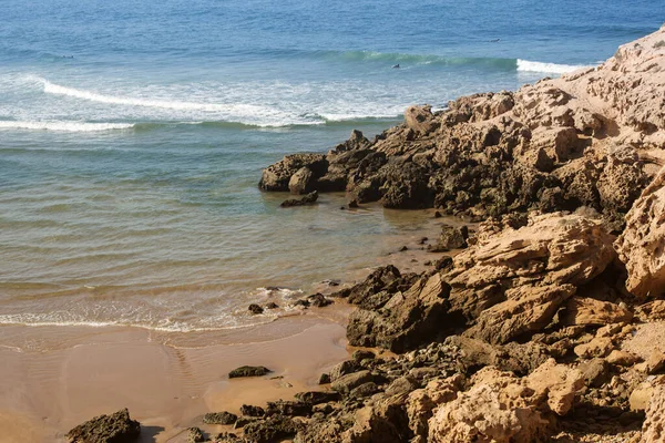 Praia Areia Com Rochas Oceano Atlântico Costa Marrocos — Fotografia de Stock