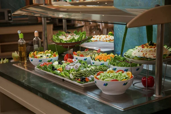 Foto Berbagai Macam Salad Prasmanan Hotel — Stok Foto