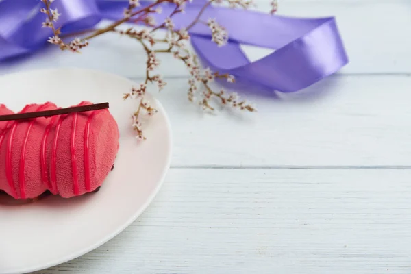 Mini torta, eper- és tejszínes mousse. — Stock Fotó