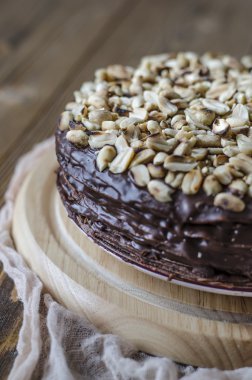 Çikolata soslu çikolatalı kek gözleme  