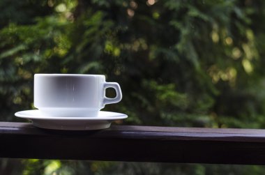 Bir fincan kahve niteliğine   