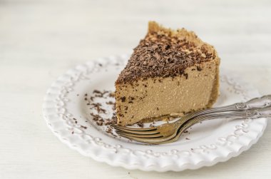 Kahvaltı veya doğum günü için çikolata ile karamelli cheesecake  