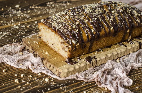 Pastel de manzana vegana con nueces y chocolate — Foto de Stock