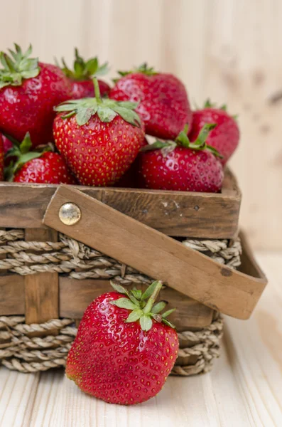 Panier à fraises — Photo