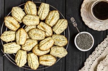 Limon ve haşhaş tohumu ile Madeleine tanımlama
