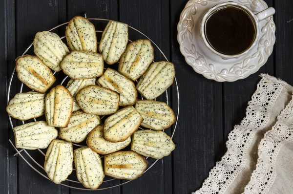 Madeleine ciasteczka z nasiona cytryny i Mak — Zdjęcie stockowe