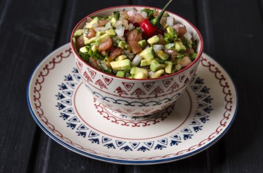 Meksika guacamole meze