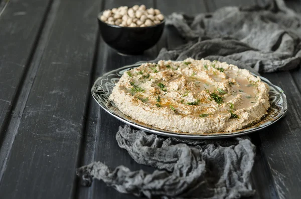 Hummus med zucchini — Stockfoto