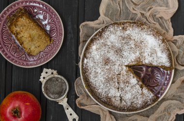 Apple charlotte irmik ile