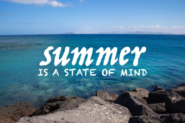 Summer State Mind Quote Picture Sea Clear Blue Water Summer — Stock Photo, Image