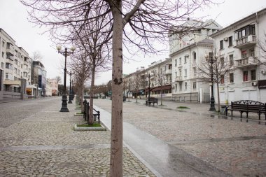 Rusya, Novorossiysk - 03 / 26 / 2017: Şehri gezmek ve şehri gezmek. Mimari.