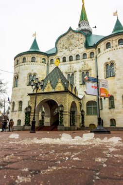 Rusya, Nizhny Novgorod, kışın şehirde yürüyüş. Gezmeye.