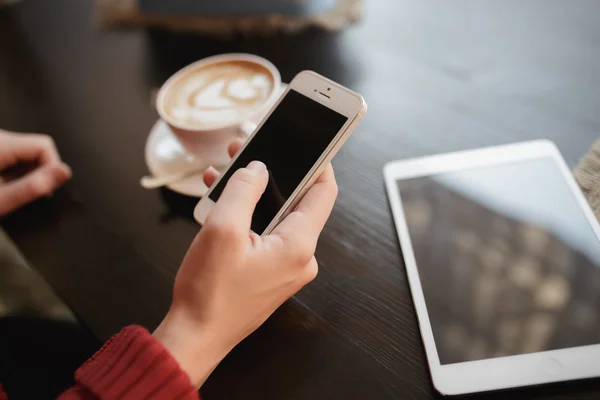 el tutma cep telefonu