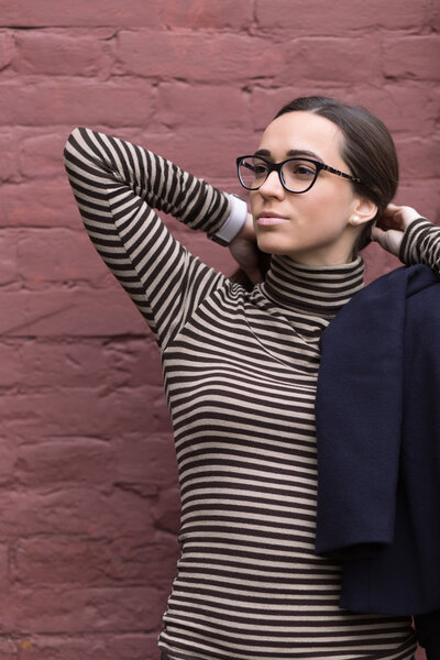 Женщина в модной одежде
