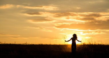 Akşam kızdırma genç kız