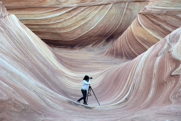 Fotógrafo, The Wave, Paria Canyon, Arizona — Fotografia de Stock