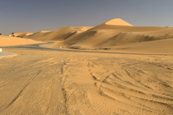 Deserto de Abu Dhabi — Fotografia de Stock