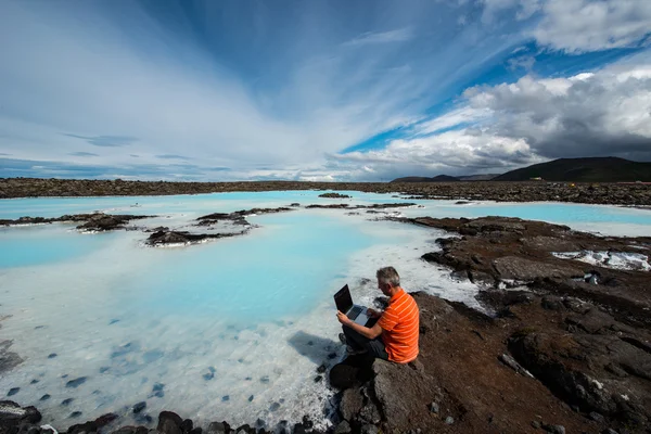 Hombre en el trabajo, Reikiavik, Islandia — Foto de Stock