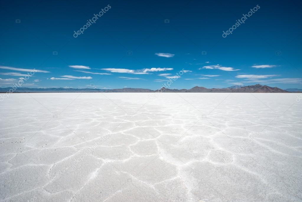 Bonneville salt flats, Utah