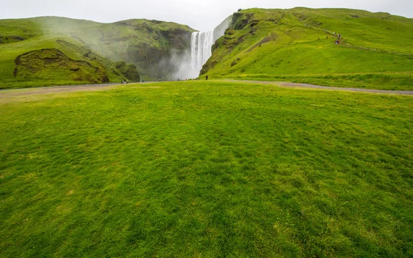 Skogarfoss Waterfall, sud of Iceland — Stock Photo, Image