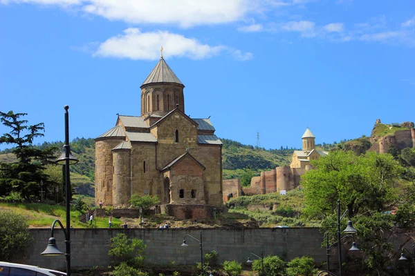 Tbilisi Georgia 2017 Rok Metekhi Kostel Nanebevzetí Panny Marie — Stock fotografie
