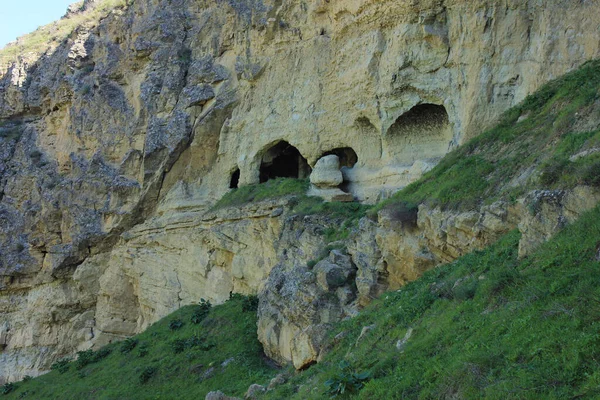 Azerbaijan Beautiful Spring Mountains Old Caves Rock Sundu Village Shemakha — Foto de Stock