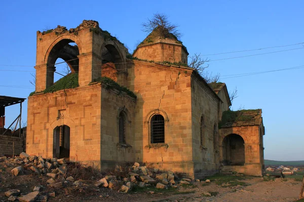 Старая Разрушенная Христианская Церковь Закате Солнца — стоковое фото