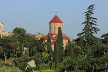 Georgia mı? Kompleks Sameba 'nın bölgesindeki kilise. Tiflis şehri..