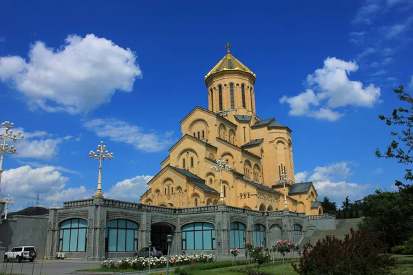 Georgia Catedral Santíssima Trindade Sameba Localizado Centro Tbilisi — Fotografia de Stock
