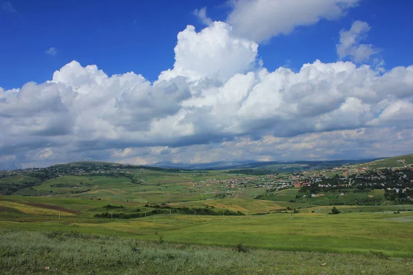 Aserbaidschan Kumuluswolken Über Dem Boden Distrikt Schemacha — Stockfoto