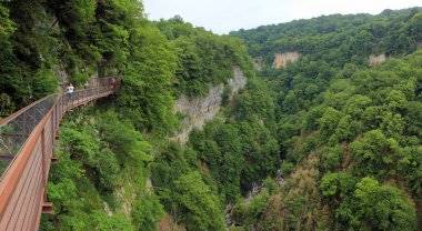 Georgia mı? 06.15. 2017 yılı. Muhteşem kanyon Okace. Baharda..