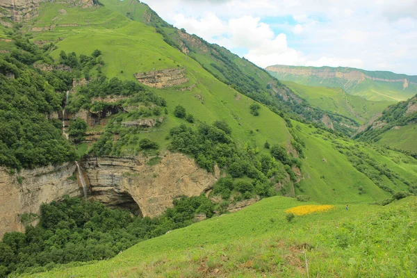 Азербайджан Красивый Водопад Живописных Горах Кусар — стоковое фото