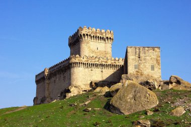 Raman 'da bir dağda eski bir kale, 12-14 yüzyıl. Bakü. Azerbaycan.