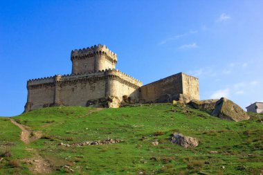 Raman 'da bir dağda eski bir kale, 12-14 yüzyıl. Bakü. Azerbaycan.