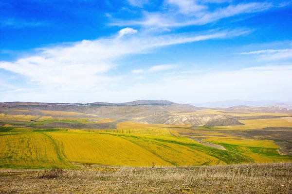 哥布斯坦山脉美丽的夏季浮雕 阿塞拜疆 — 图库照片