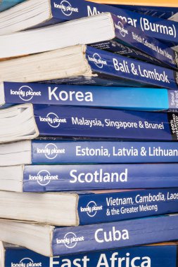 Lonely Planet rehber kitapları