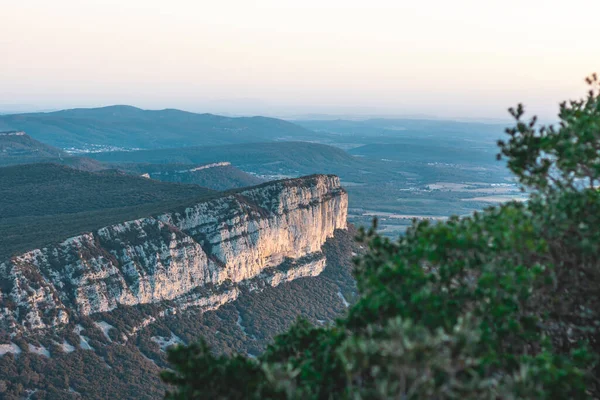 Widok Górę Hortus Szczyt Pic Saint Loup Wschodzie Słońca Occitanie — Zdjęcie stockowe