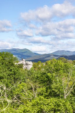 Sauve 'deki Mer des Rochers' in Cevennes dağlarının eteklerindeki görüntüsü (Occitanie, Fransa)
