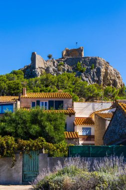 Barberousse Kulesi Gruissan köyüne hakim.