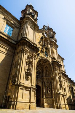 Donostia-San Sebastian 'daki Urumea Nehri boyunca Centro Bölgesi Cephesi