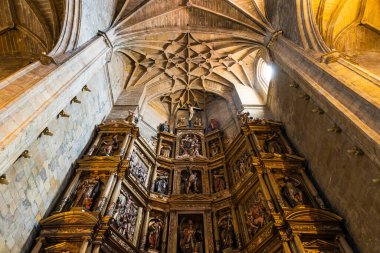 Donostia-San Sebastian 'daki Urumea Nehri boyunca Centro Bölgesi Cephesi