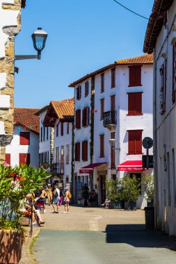 Espelette Köyünün Geleneksel Bask Tarihi Merkezi