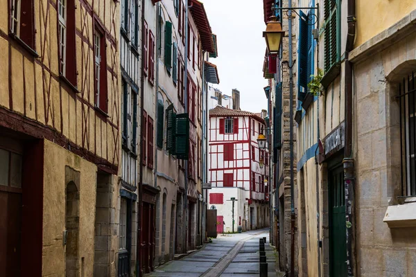 Eski Bayonne Bölgesindeki Sokak